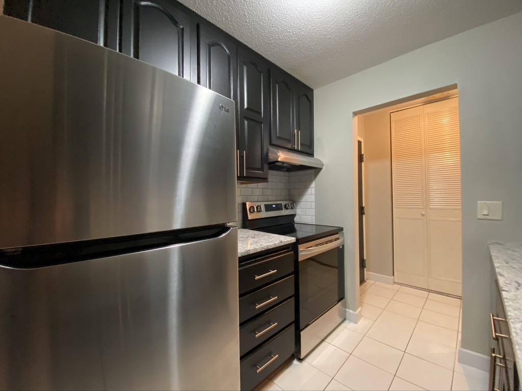 181 Little Canada Rd E #316 - Photo 3 of 41