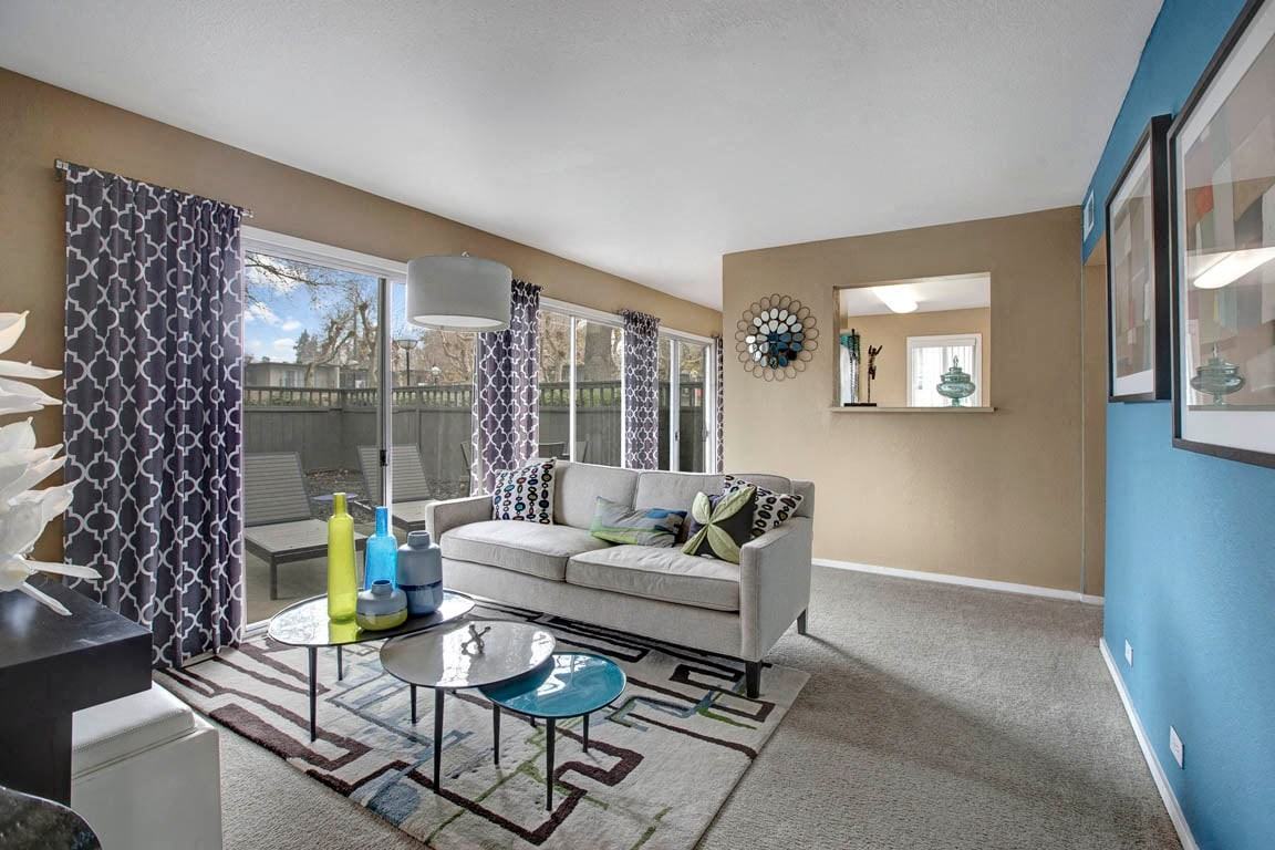 Capitol Towers - Photo 7 of 17