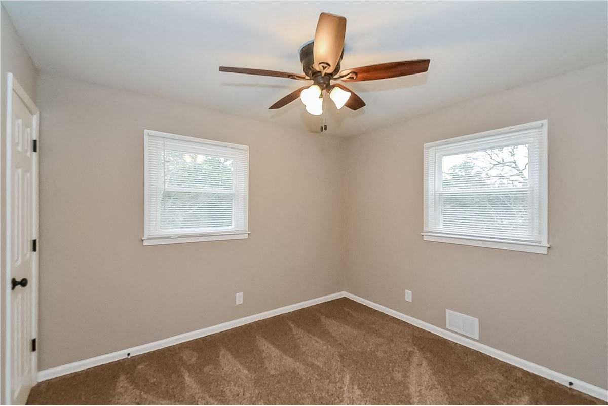 4185 Rocky Face Dr - Photo 7 of 15