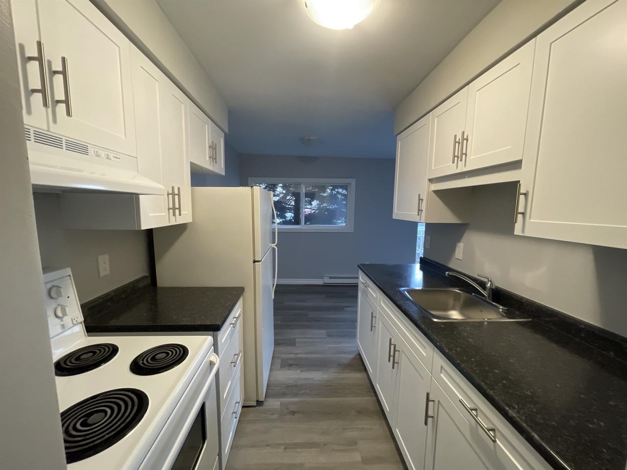 950 Eastlawn Ave #6 - Photo 2 of 10