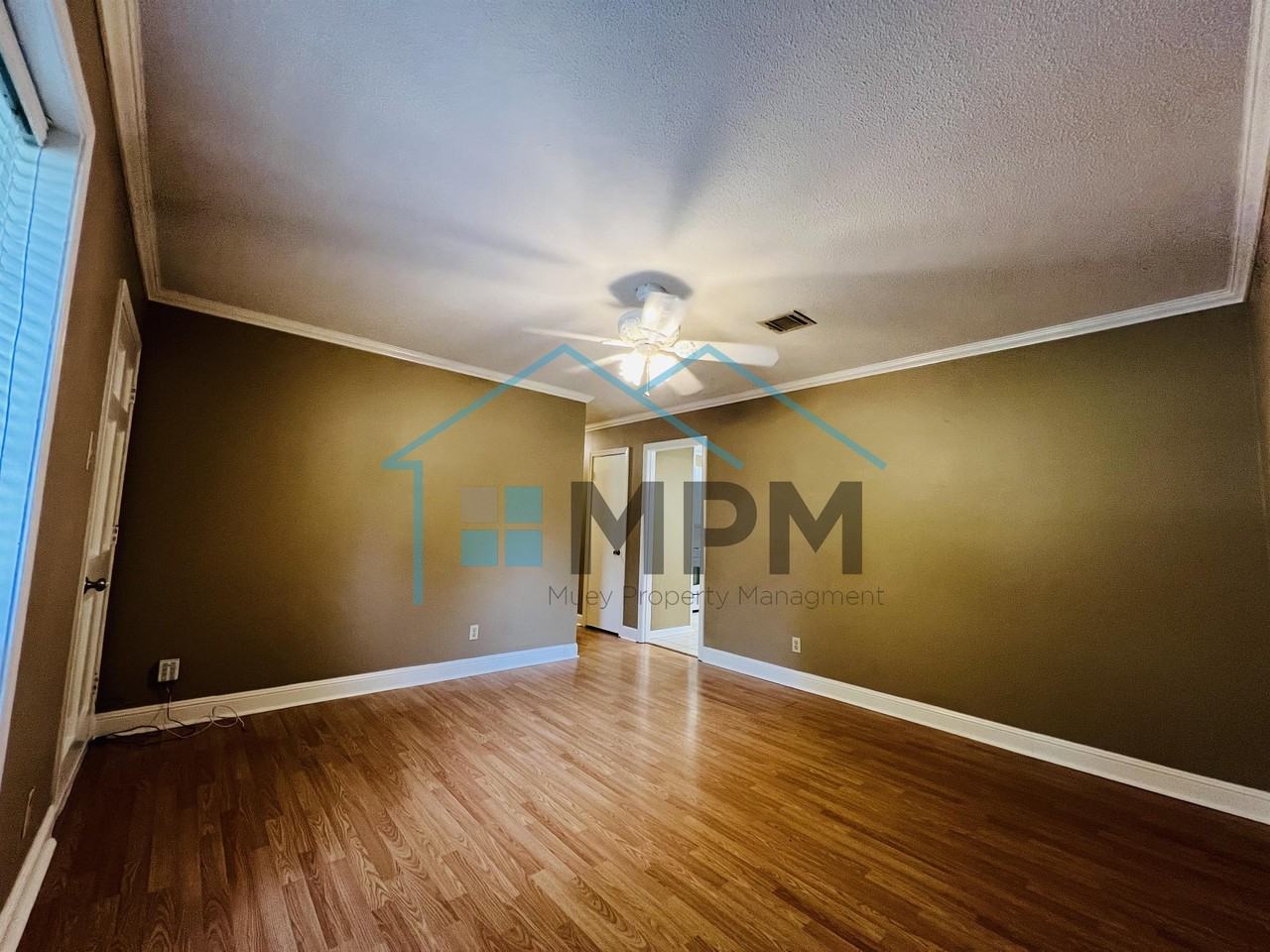 128 Davis Ln #1 - Photo 3 of 12