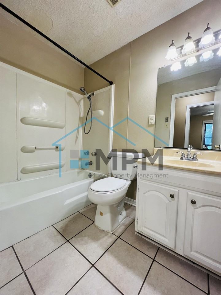 128 Davis Ln #1 - Photo 7 of 12