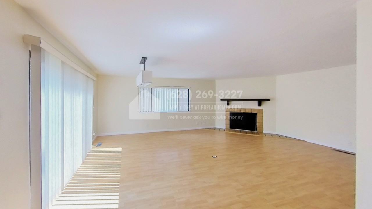 20300 Pacifica Dr - Photo 3 of 12