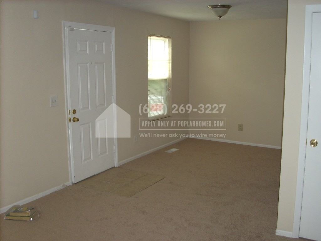 8446 Evans Ave - Photo 2 of 5