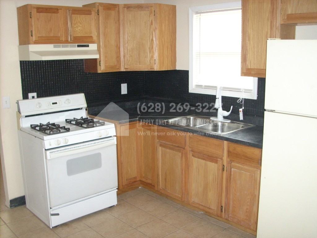 8446 Evans Ave - Photo 3 of 5