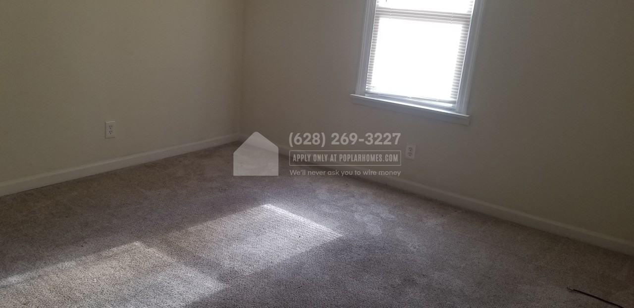 10054 Dorothy Ave - Photo 2 of 7