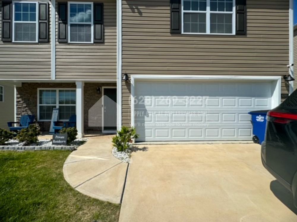 6777 Capstone Ct - Photo 3 of 26