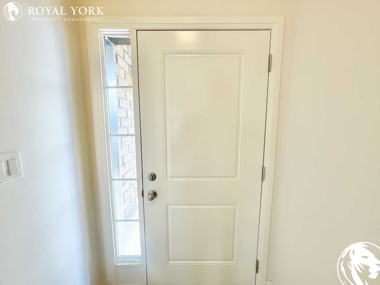 256 Middleton Street, Thamesford, Ontario N0M 2M0 - Photo 2 of 21