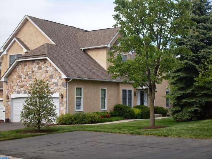 211 Winged Foot Dr - Photo 2 of 24