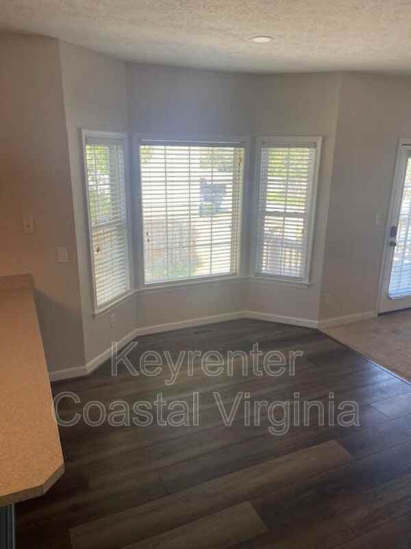 13 Bohnert Dr - Photo 3 of 9