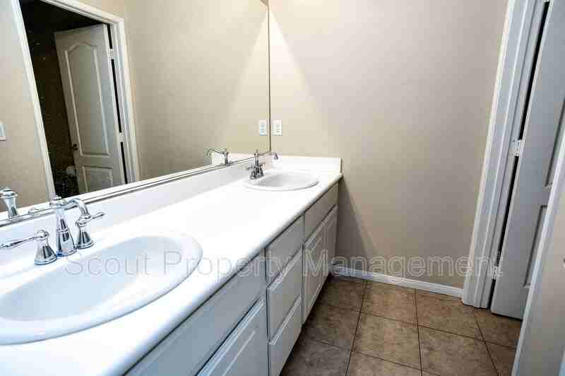 29202 Portland Ct - Photo 7 of 8