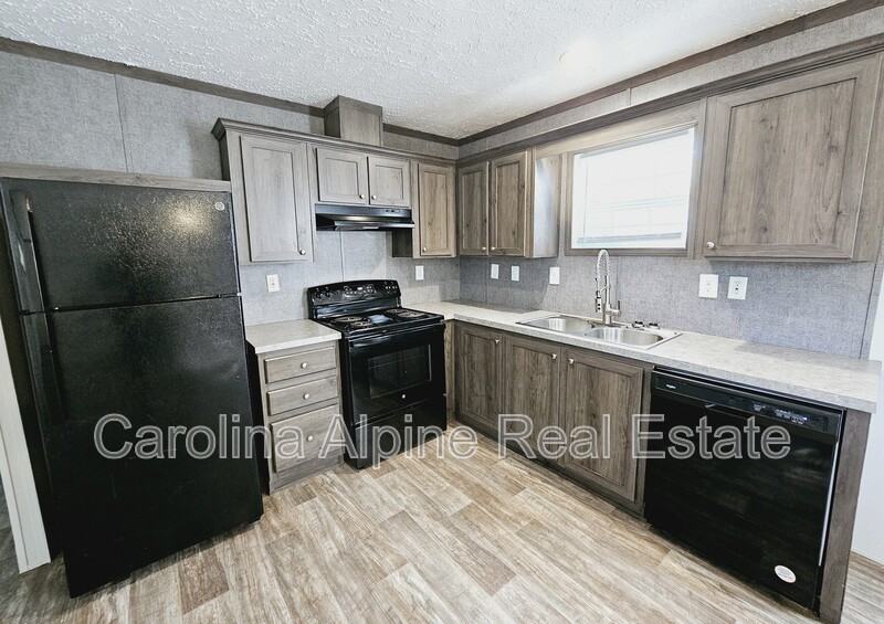 181 Bluebird Ln - Photo 2 of 13