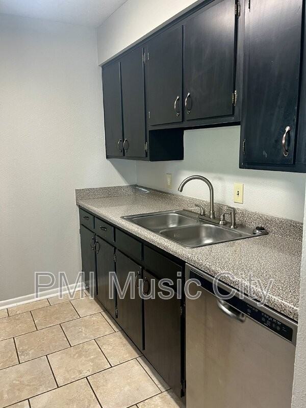 810 Bellevue Rd #272 - Photo 5 of 28