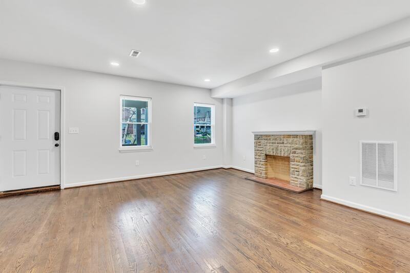 731 Mount Holly St - Photo 7 of 42