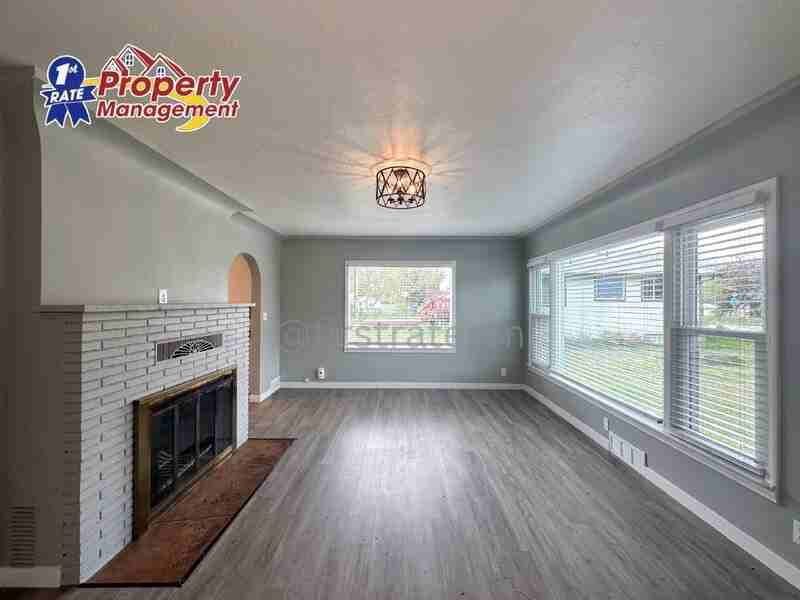 3918 N Collister Dr - Photo 2 of 19