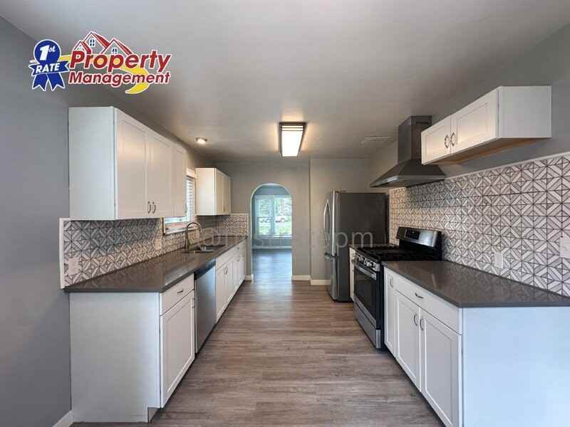 3918 N Collister Dr - Photo 5 of 19