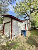 featured image of 1116 Airline Dr