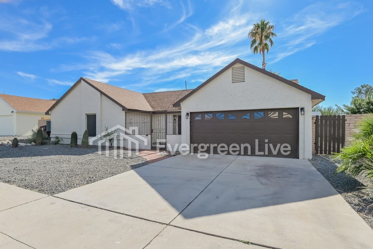 4951 W Spoonbill Dr - Photo 2 of 20