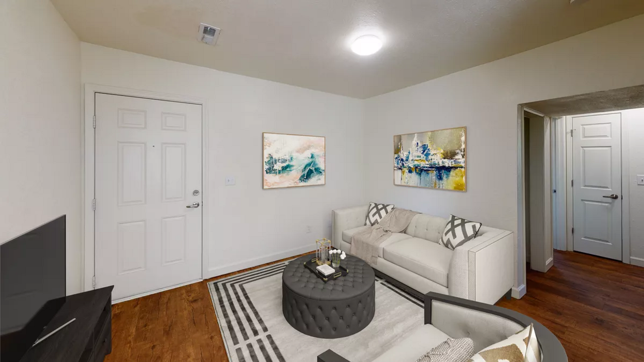 Metro Apartments At Collinsville - Photo 2 of 50