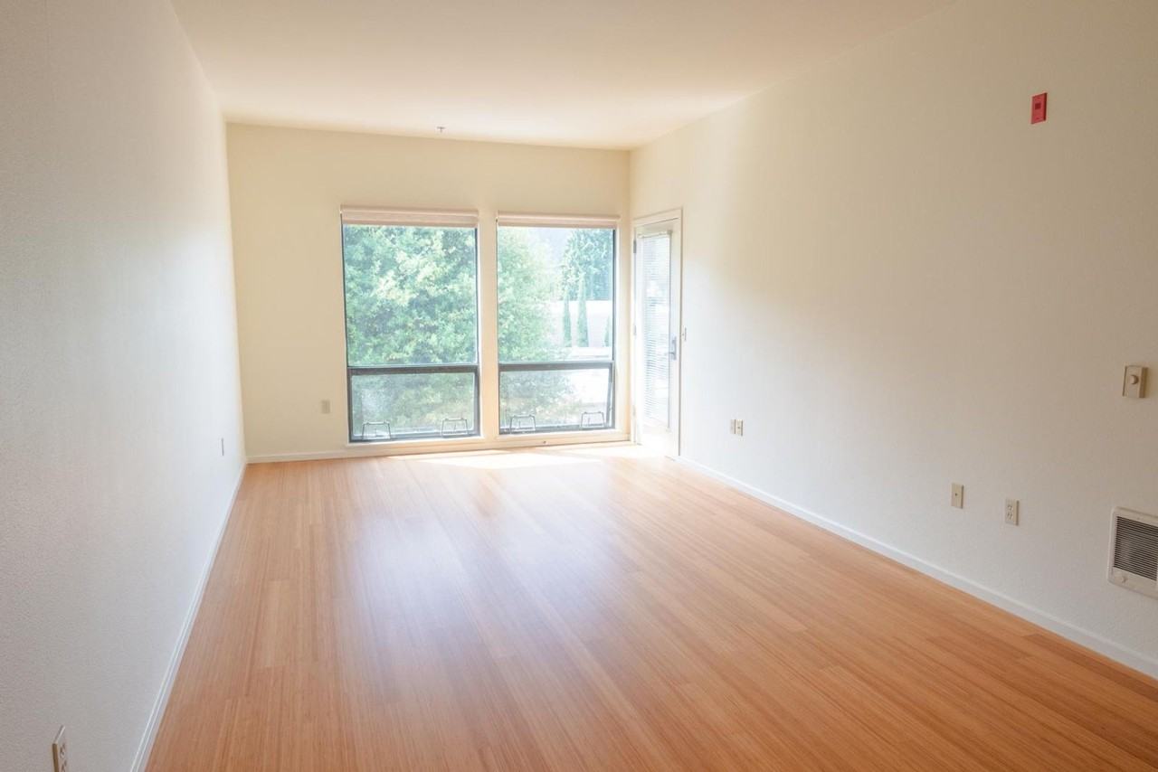OVERTON PARK APARTMENTS (HASM01) - Photo 3 of 42