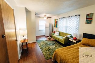 501 W Hillsdale - Photo 1 of 1