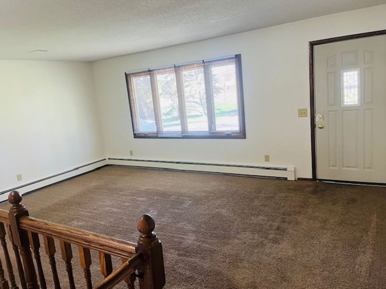 15051 Nowthen Blvd Nw - Photo 4 of 8