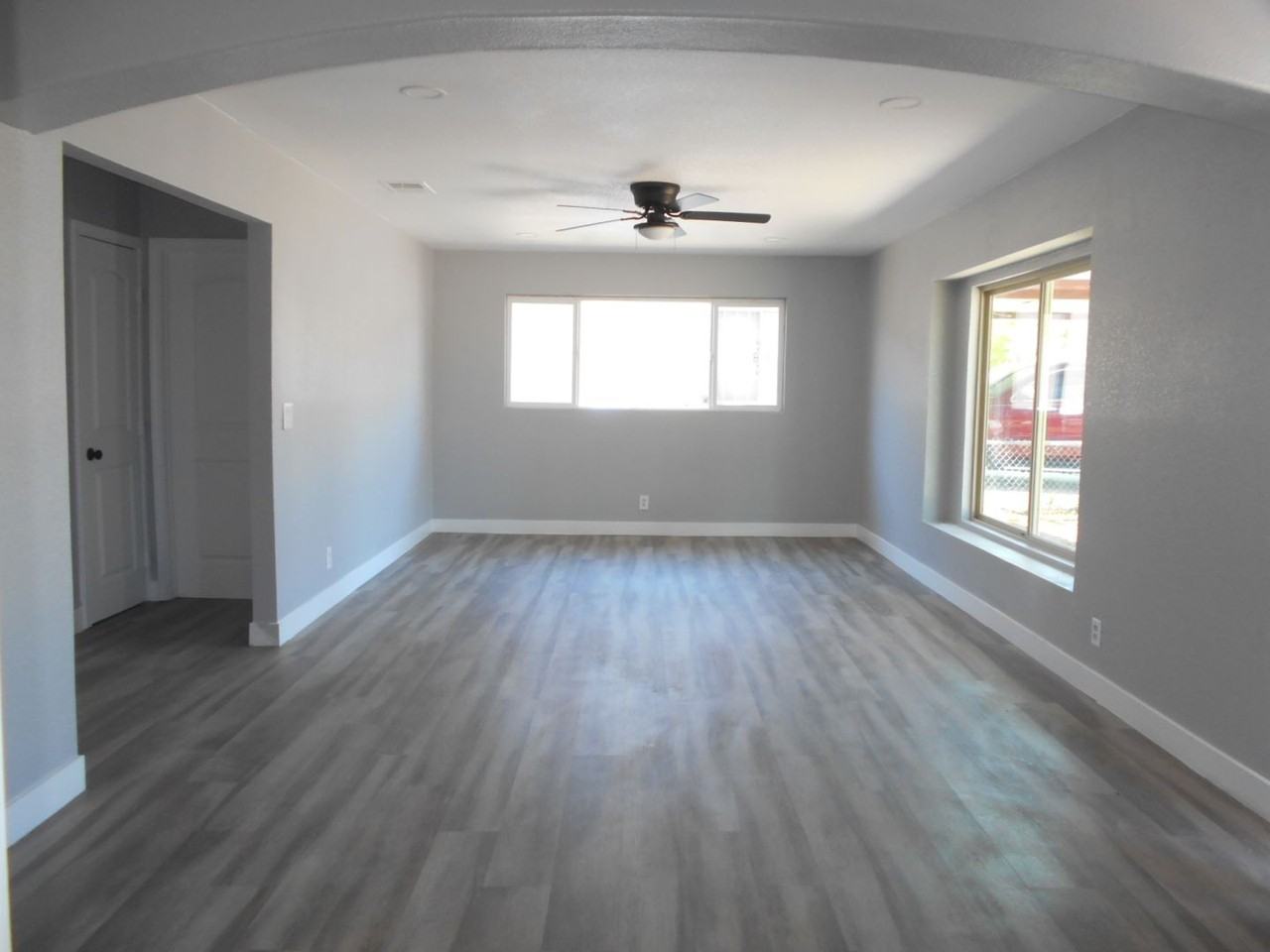 1209 Reynolds Ave - Photo 3 of 23