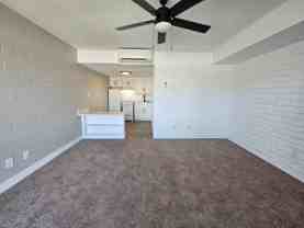 Hampton Court Apartments - Photo 1 of 1