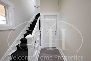205 W Chestnut - Photo 1 of 1