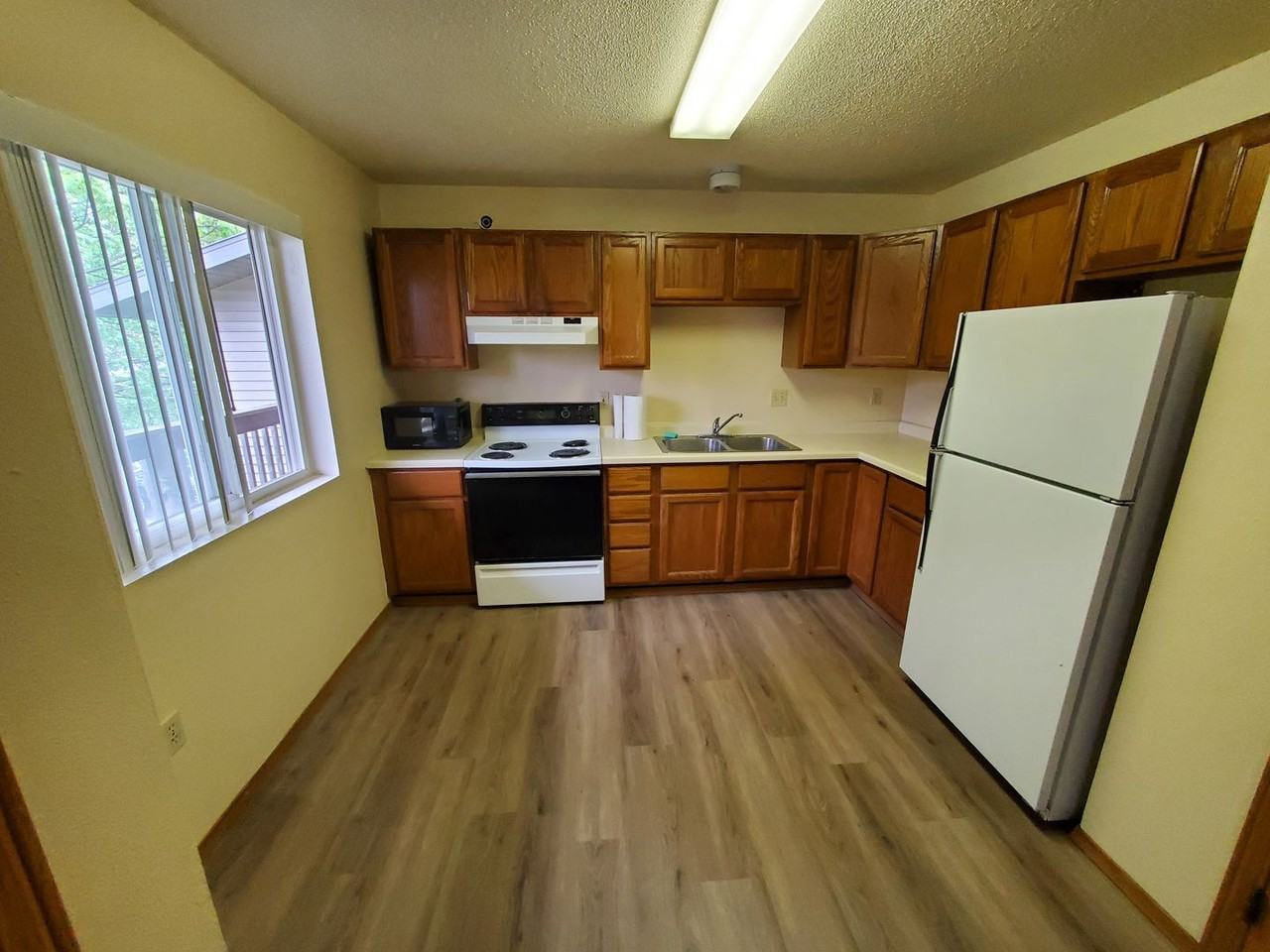 Driftless Apartments 809 S Dousman St, Prairie Du Chien, WI 53821