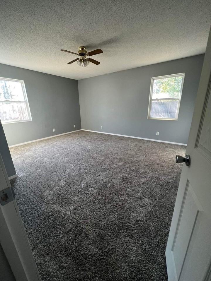1601 Kiowa Dr - Photo 3 of 20