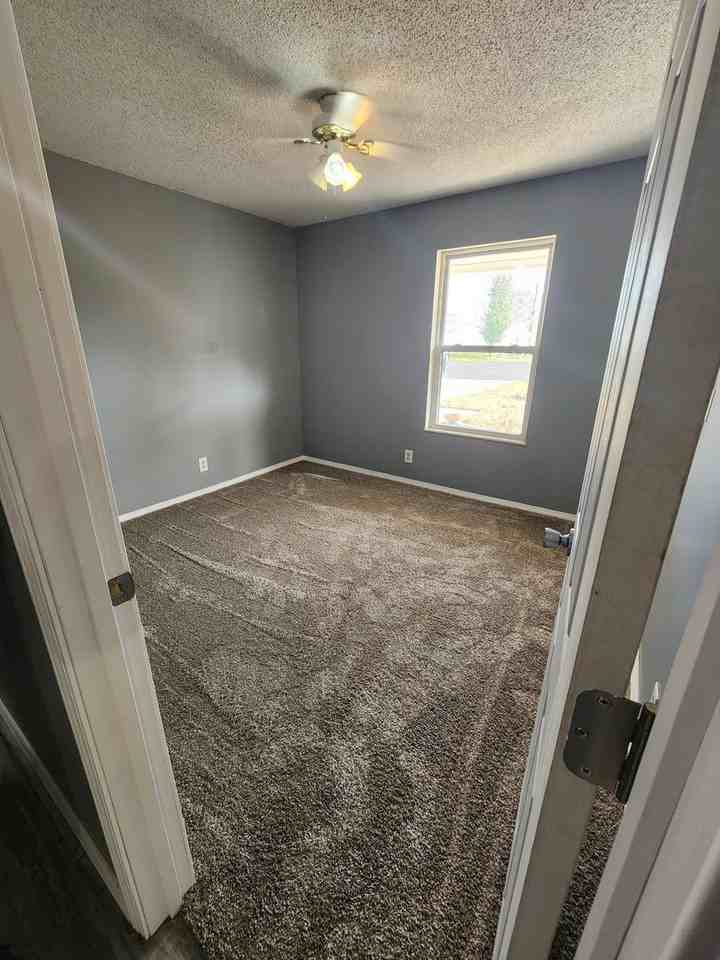 1601 Kiowa Dr - Photo 7 of 20