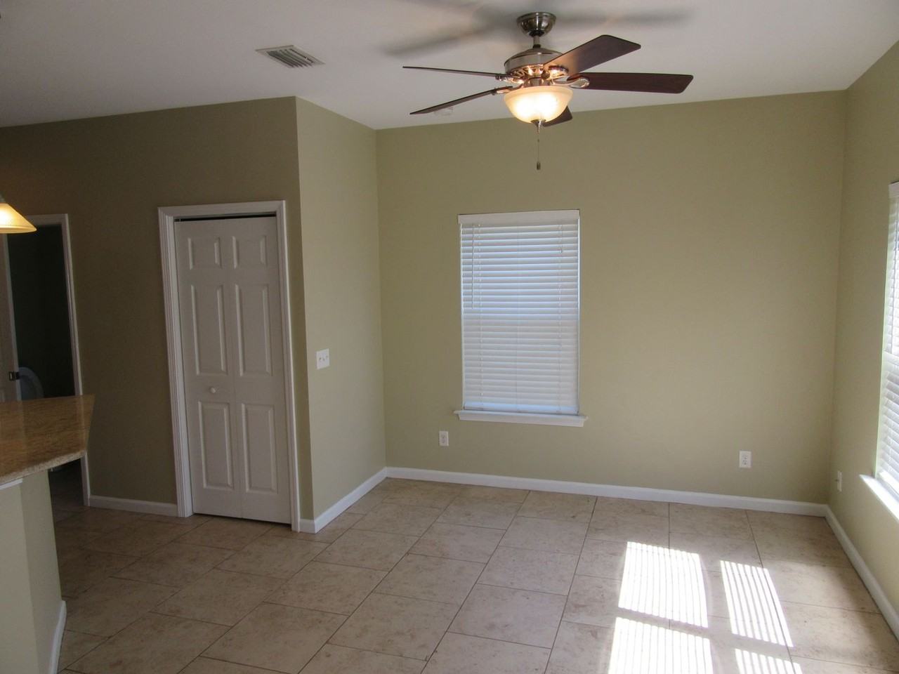 2412 Astrid Ln - Photo 2 of 15