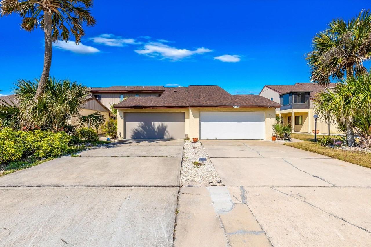 1757 N Central Ave - Photo 2 of 50