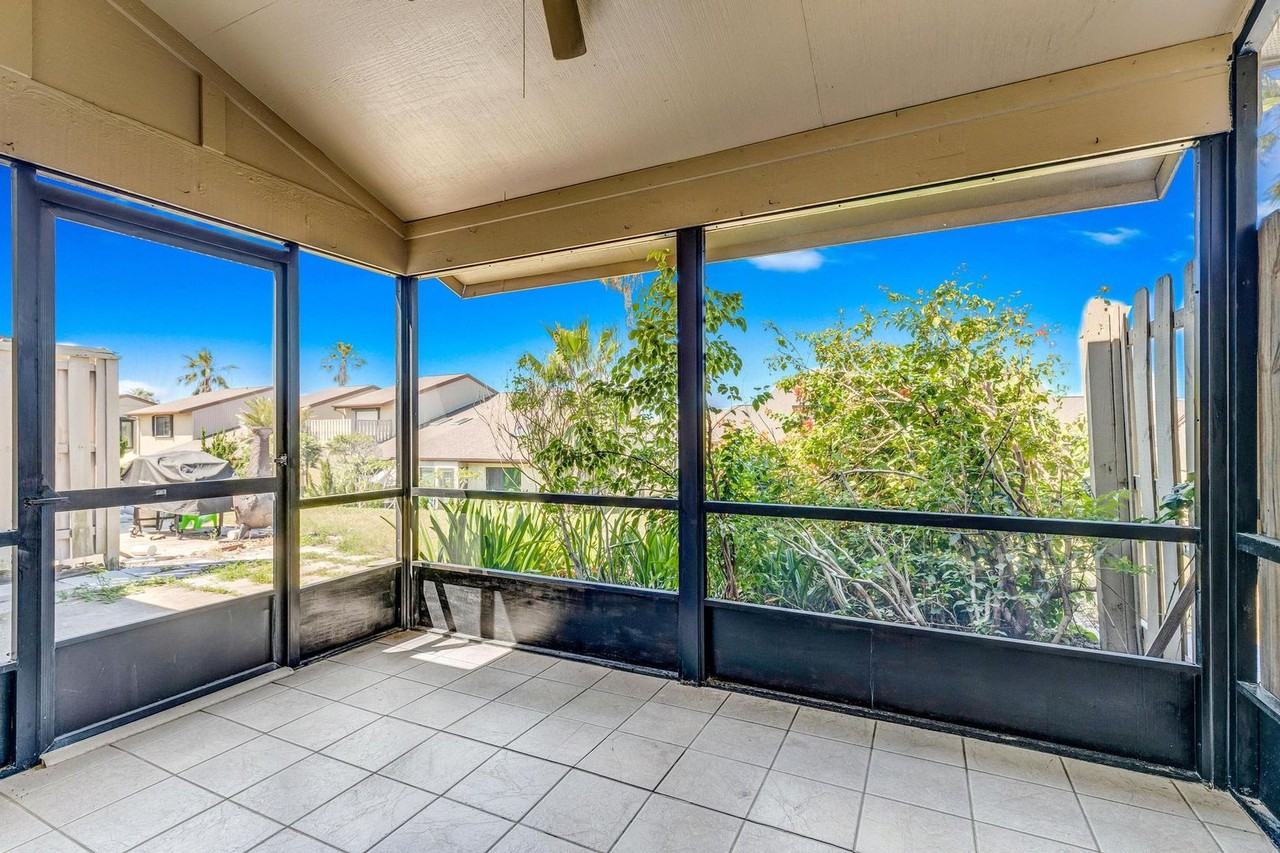 1757 N Central Ave - Photo 5 of 50