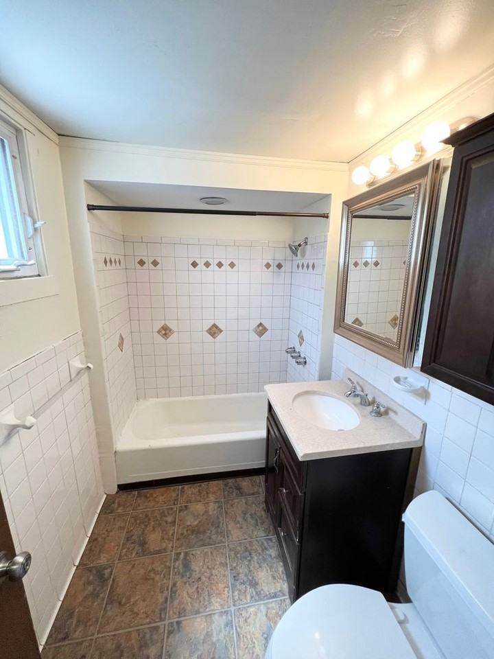 4723 Lorigan St - Photo 7 of 12