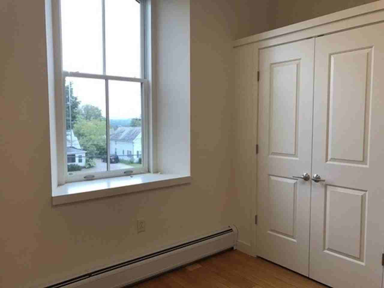 375 North Avenue, LLC (Liberty House) - Photo 7 of 37