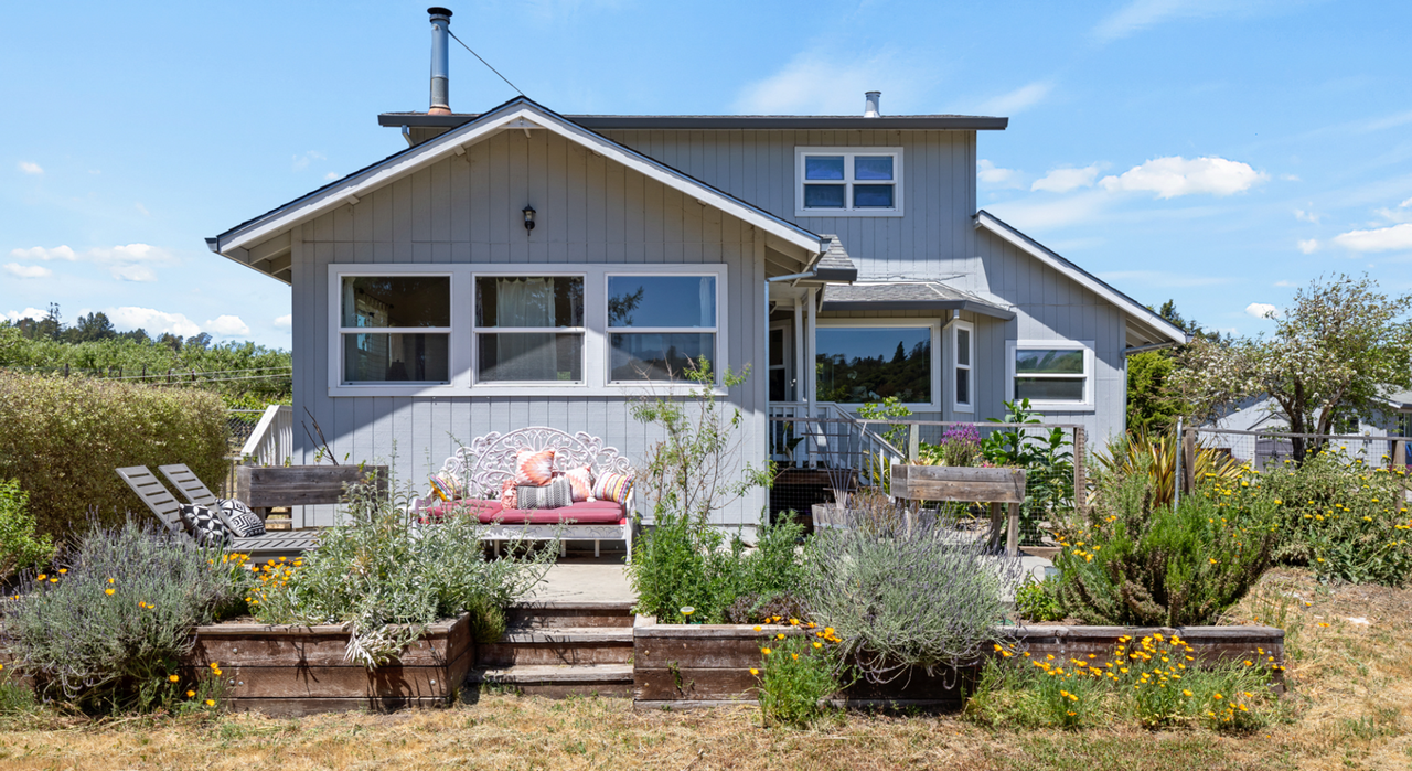 1800 Darby - Photo 2 of 36