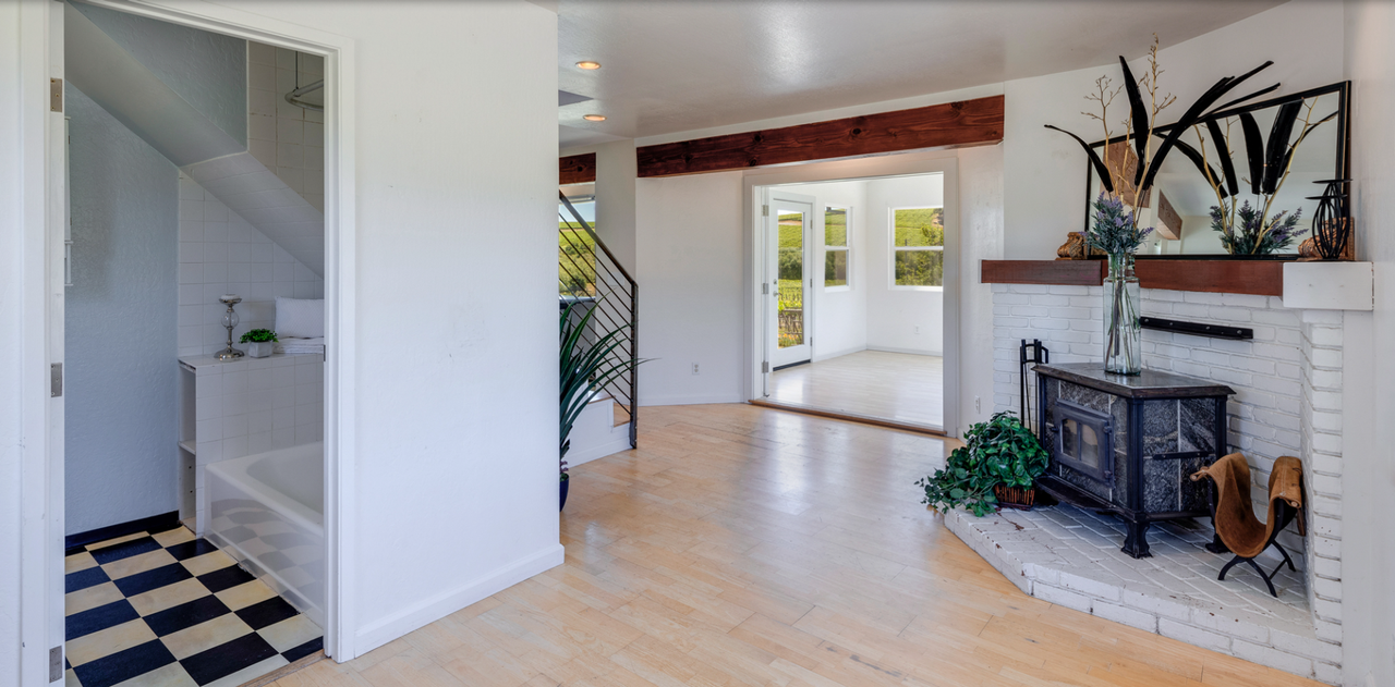 1800 Darby - Photo 3 of 36