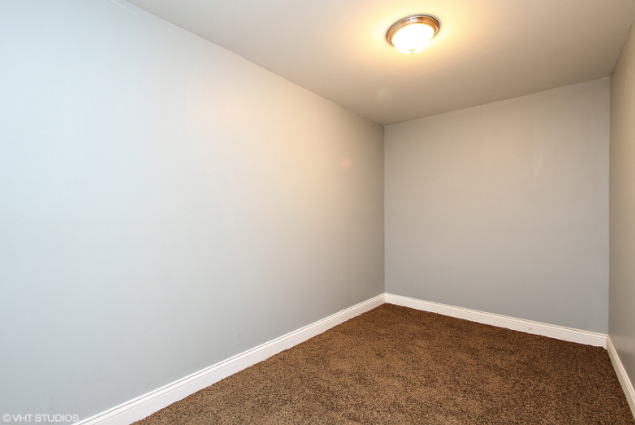 LOOMIS_8746 - Photo 2 of 9