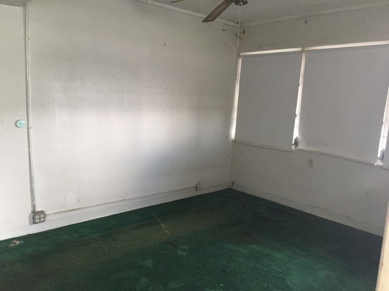 201 Northwest 28th Avenue - Photo 4 of 17