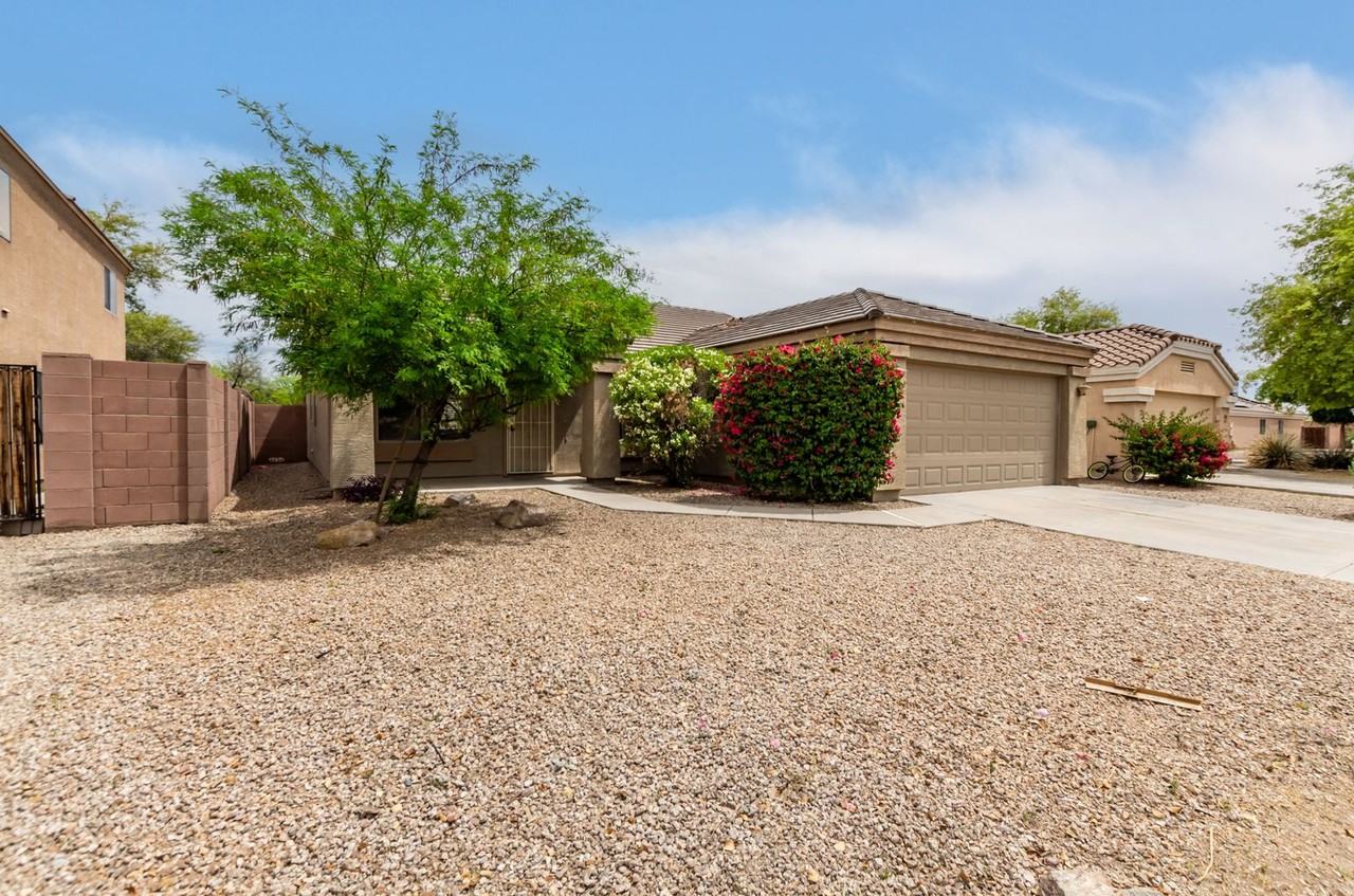 14509 N 126th Ave - Photo 5 of 47