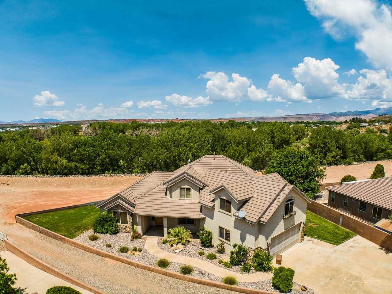 1160 S Washington Fields Rd - Photo 3 of 50