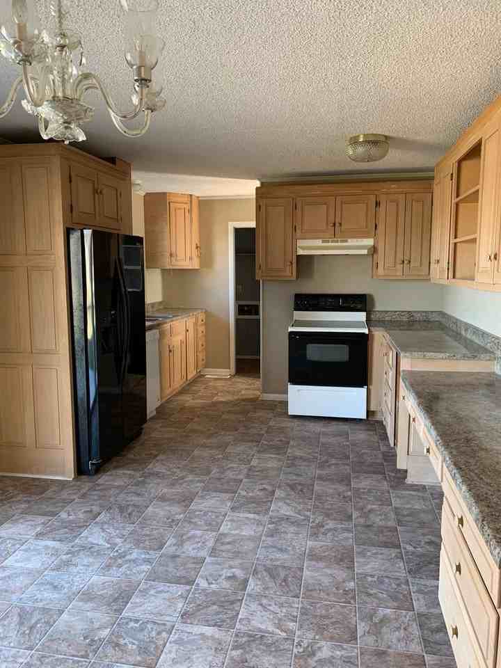 2930 Georgetown Dr Nw - Photo 3 of 9
