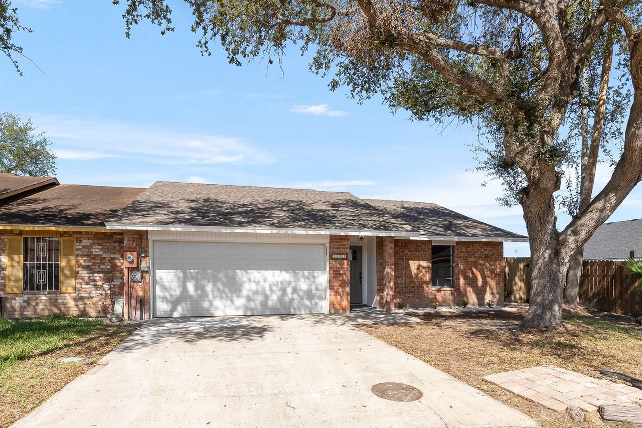 2107 Lemon Tree Ct - Photo 2 of 15