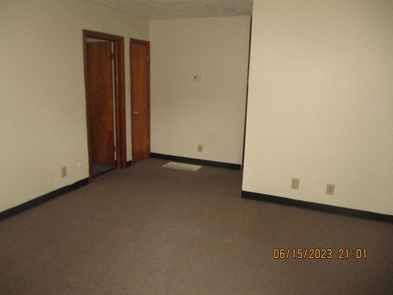 1519 1519 #11 - Photo 3 of 9