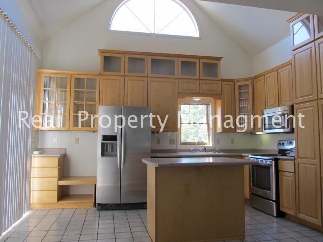 132 W 100 N - Photo 2 of 4