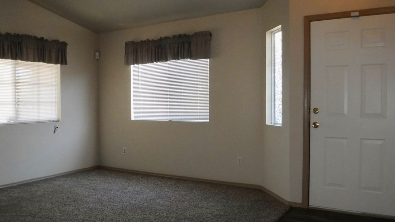 10648 Shooting Star St Nw - Photo 3 of 13