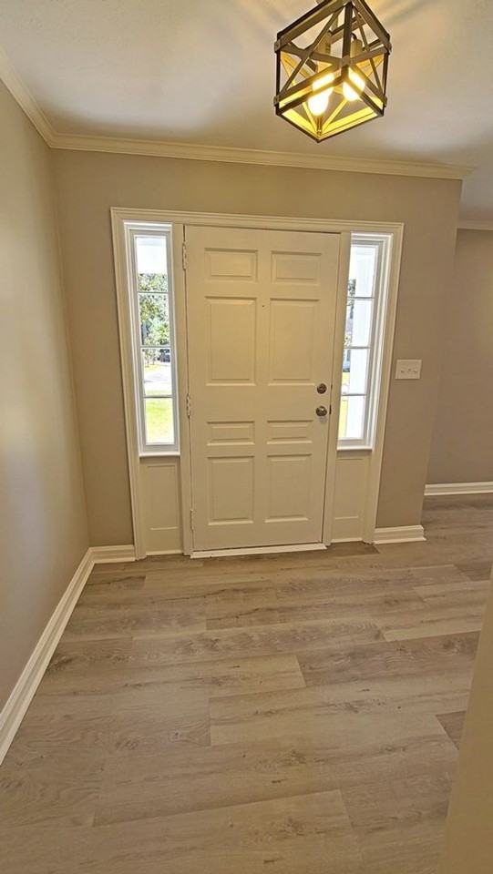 308 Highland Pl - Photo 4 of 26