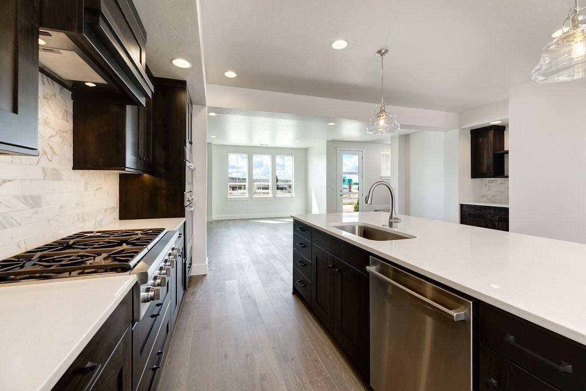 4314 E Parkcenter Blvd - Photo 7 of 25